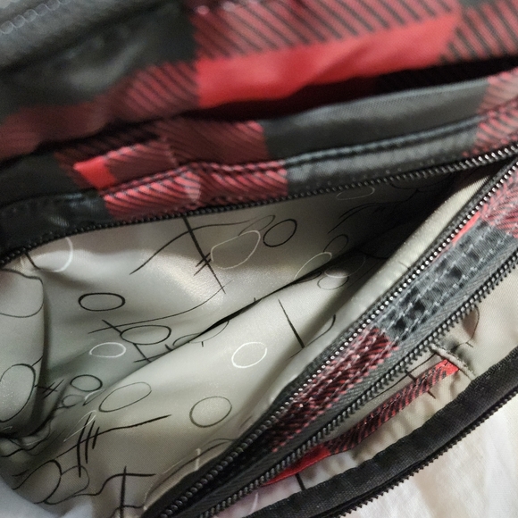 ❗SOLD❗Lug Carousel XL Crossbody Bag in Buffalo Check Red - Picture 6 of 8